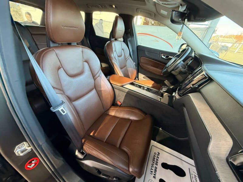 2018 Volvo XC60 T6 Inscription