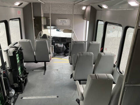 2022 Chevrolet Express 4500