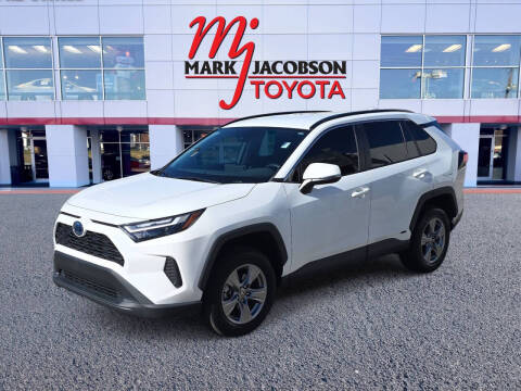2024 Toyota RAV4 Hybrid XLE