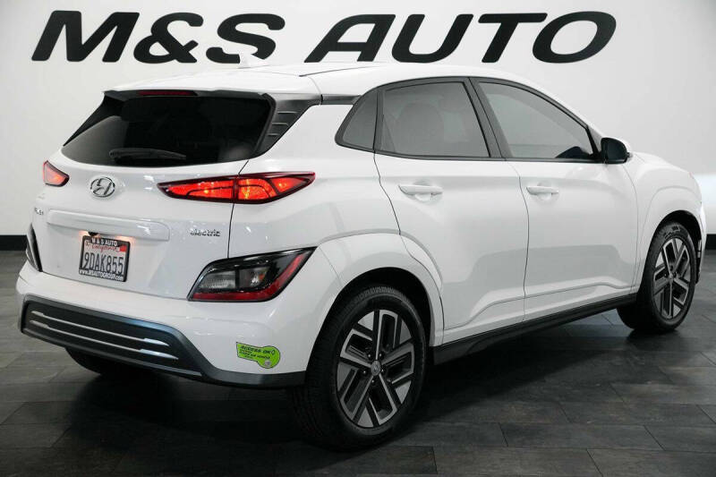 2023 Hyundai Kona Electric SEL