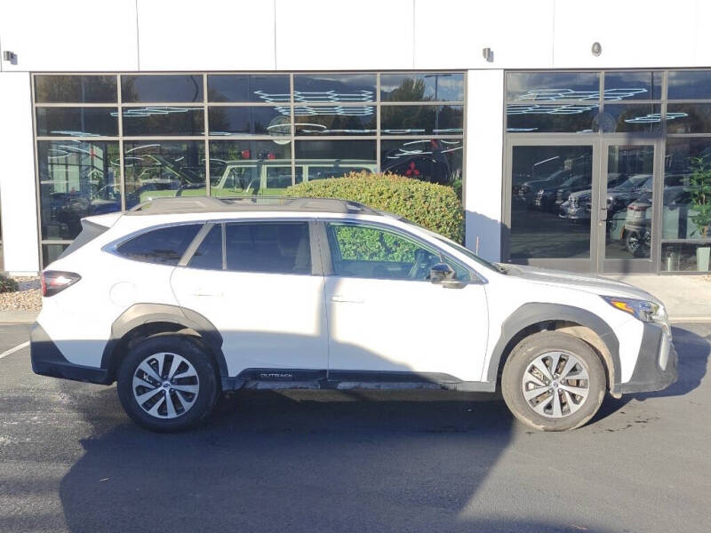 2024 Subaru Outback Premium