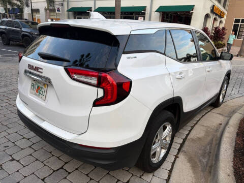 2022 GMC Terrain SLE