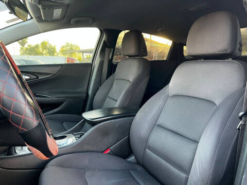 2017 Chevrolet Malibu LS