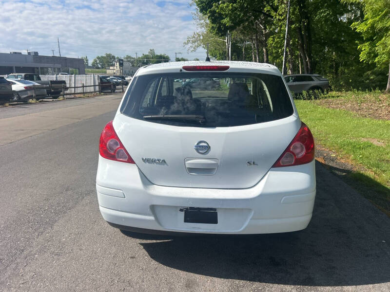 2008 Nissan Versa 1.8 S