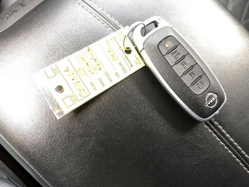 2023 Nissan Pathfinder Platinum