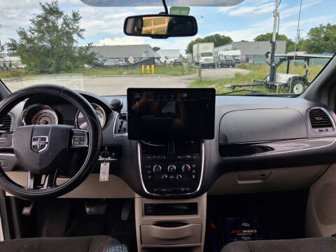 2016 Dodge Grand Caravan American Value Package