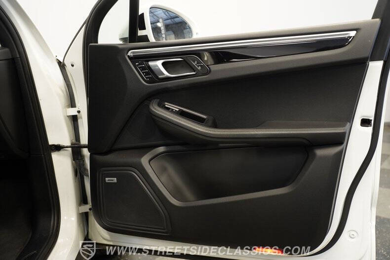 2019 Porsche Macan