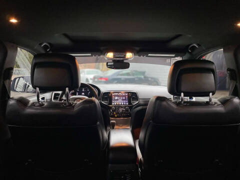 2019 Jeep Grand Cherokee Altitude