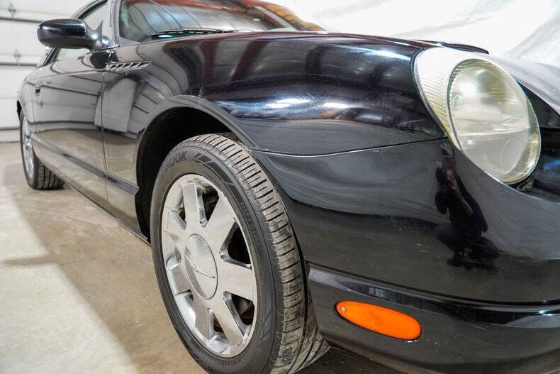2002 Ford Thunderbird Deluxe