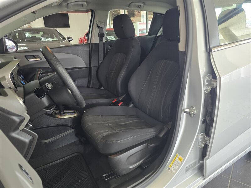 2014 Chevrolet Sonic LT Auto