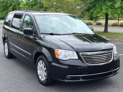 2014 Chrysler Town and Country for sale at Keystone Cars Inc in Fredericksburg VA