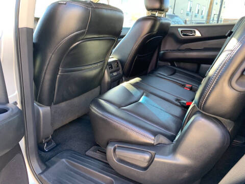 2015 Nissan Pathfinder Platinum