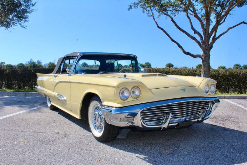 1959 Ford Thunderbird