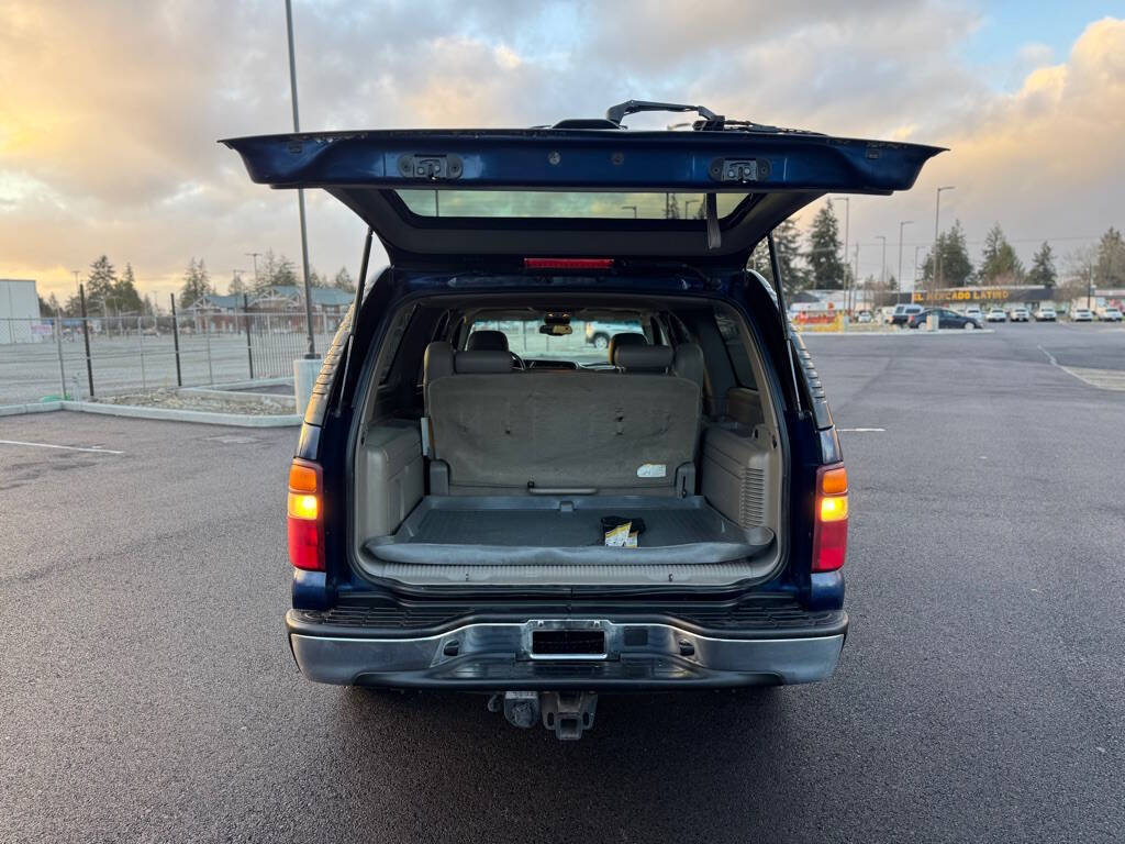 2003 Chevrolet Suburban for sale at The Price King Auto in LAKEWOOD, WA