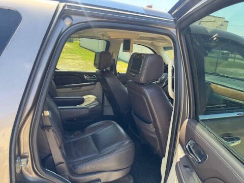 2012 Cadillac Escalade Platinum Edition