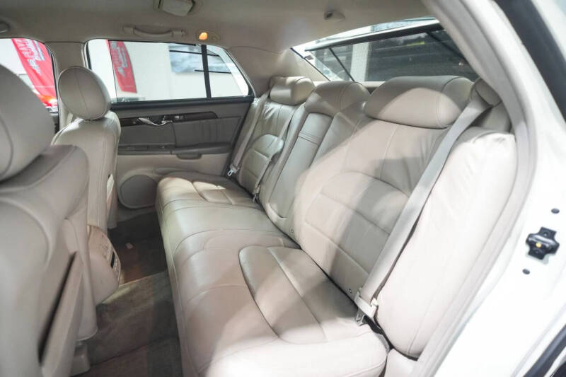 2003 Cadillac DeVille DHS