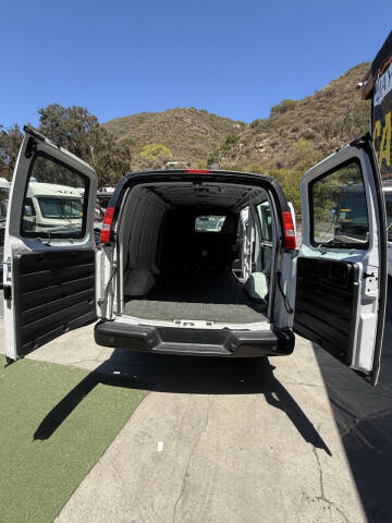 2020 Chevrolet Express 2500