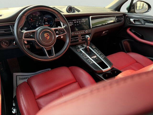 2020 Porsche Macan