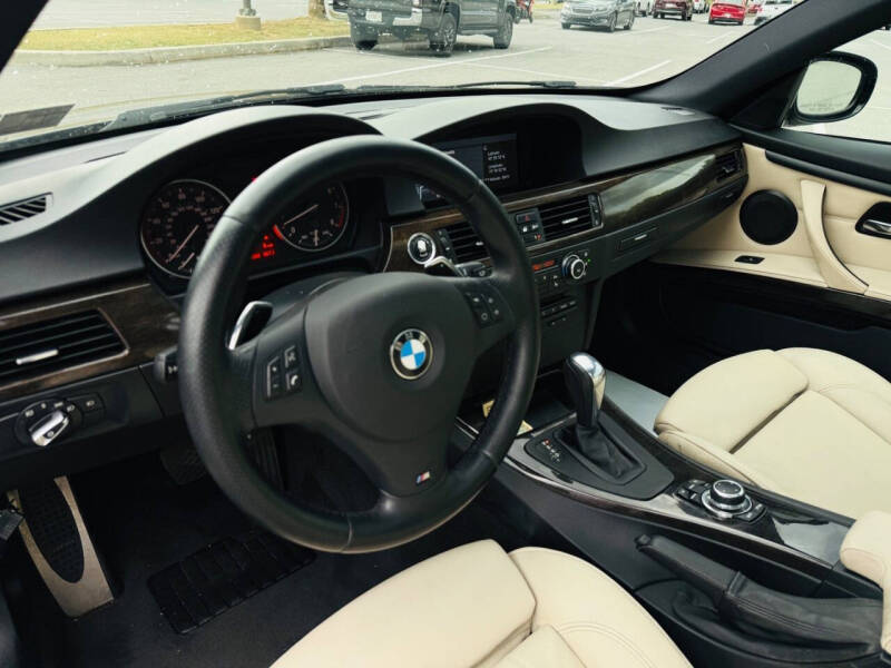 2012 BMW 3 Series 328i