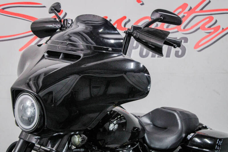 2019 Harley-Davidson Street Glide Special