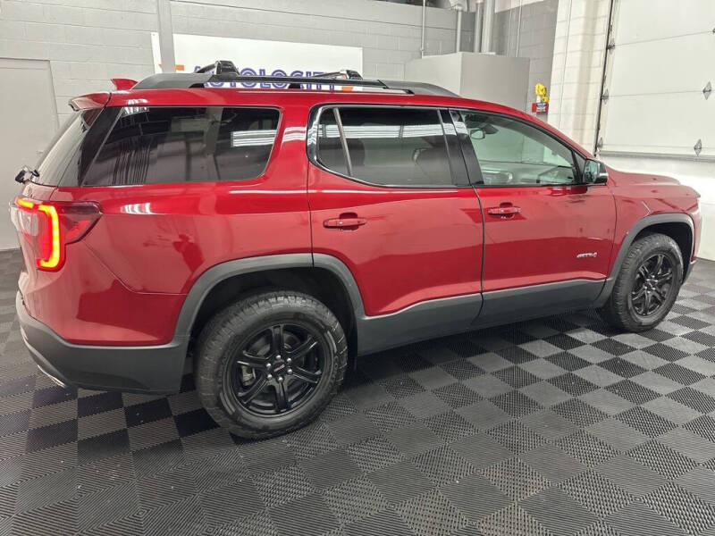 2020 GMC Acadia AT4