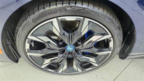 2025 BMW i5 eDrive40