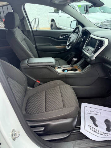 2017 GMC Acadia SLE-2