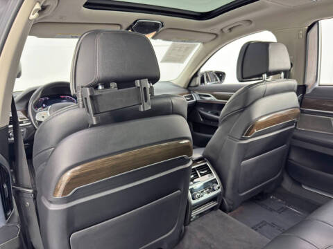 2020 BMW 7 Series 740i