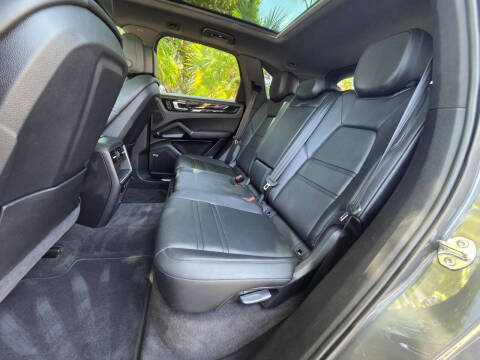 2020 Porsche Cayenne S