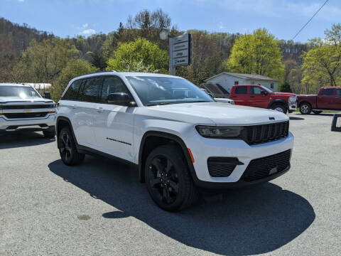 2023 Jeep Grand Cherokee for sale at KUNTZ MOTOR COMPANY INC in Mahaffey PA