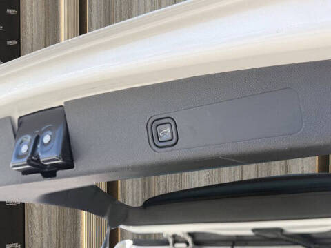 2012 Cadillac Escalade Luxury