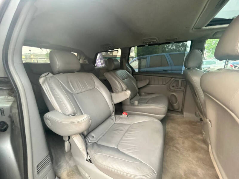 2008 Toyota Sienna