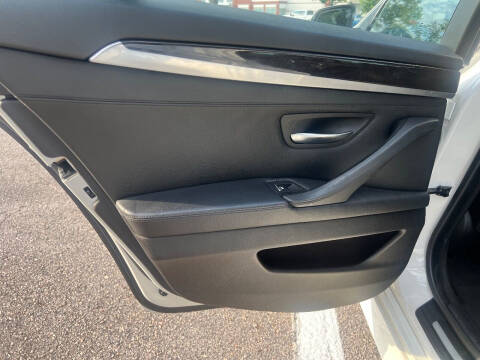 2014 BMW 5 Series 528i