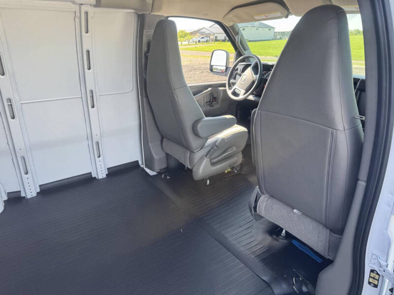 2026 Chevrolet Express 2500