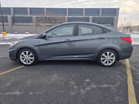 2013 Hyundai Accent GLS