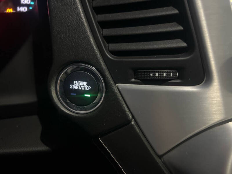 2017 GMC Yukon XL SLT