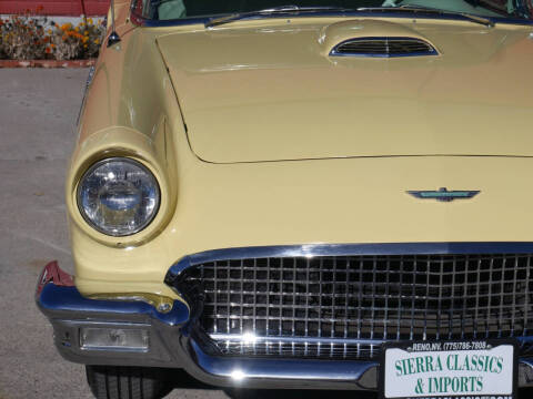 1957 Ford Thunderbird