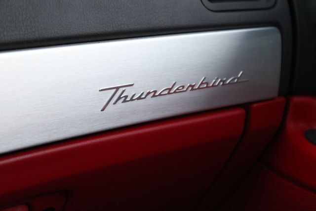 2002 Ford Thunderbird 27