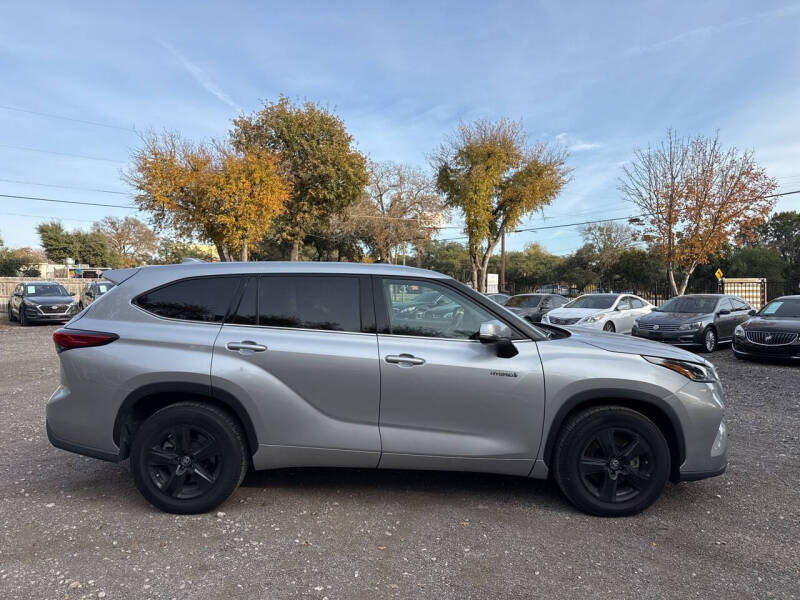 2021 Toyota Highlander Hybrid LE