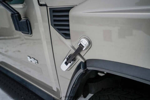 2003 HUMMER H2