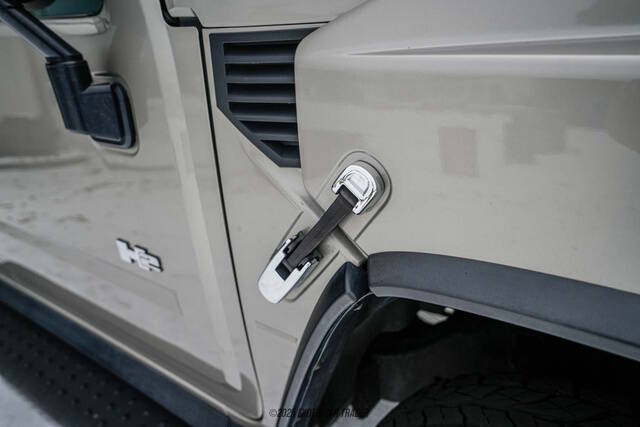 2003 HUMMER H2