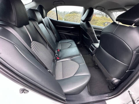 2023 Toyota Camry SE Nightshade