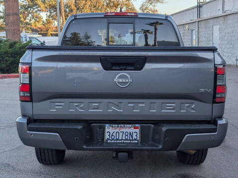 2022 Nissan Frontier SV