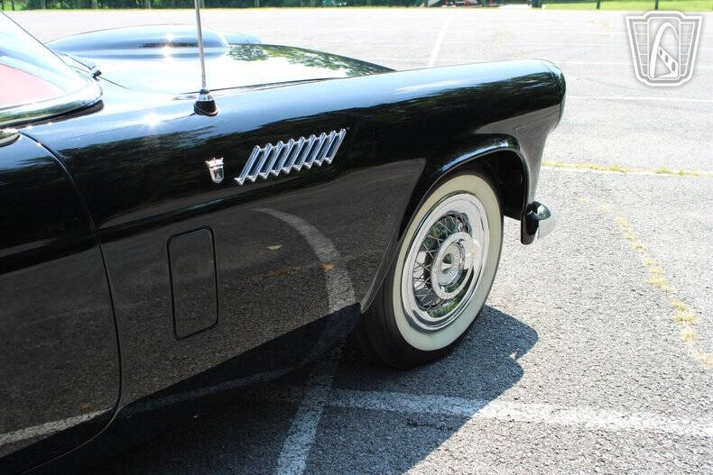 1956 Ford Thunderbird