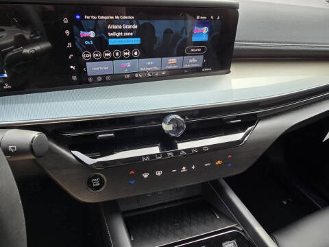 2025 Nissan Murano SL