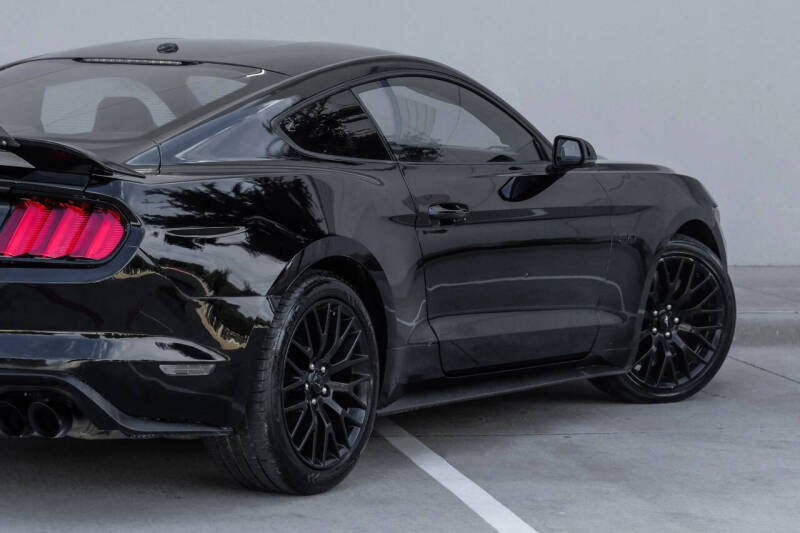 2017 Ford Mustang GT Premium