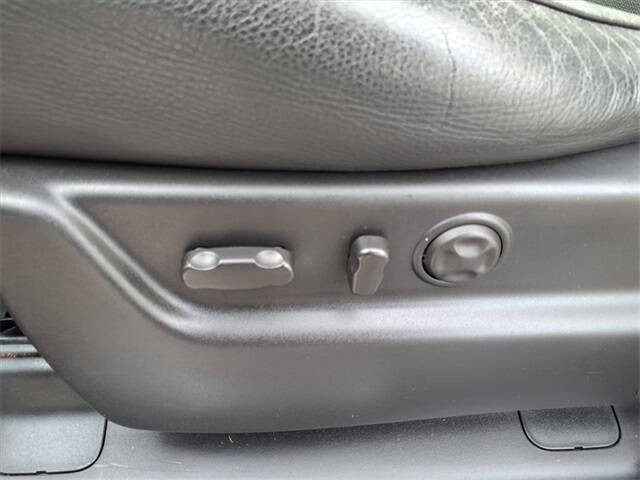 2013 Cadillac Escalade Platinum Edition