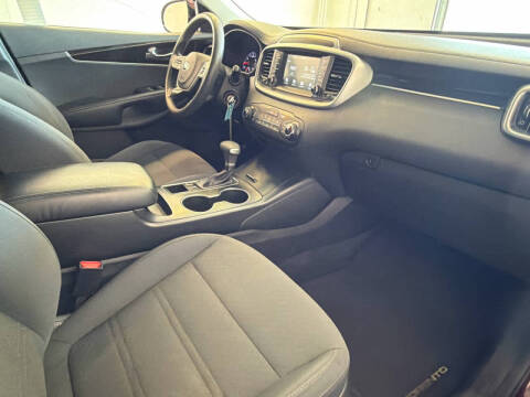 2020 Kia Sorento LX