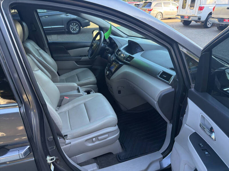 2016 Honda Odyssey SE