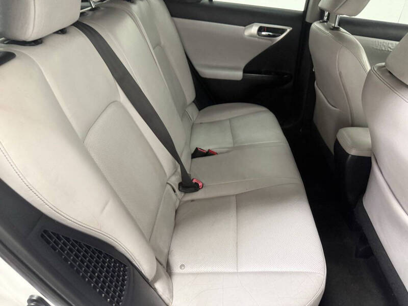 2011 Lexus CT 200h Premium